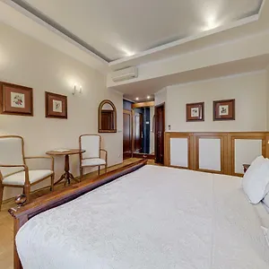 4* Hotel Louren